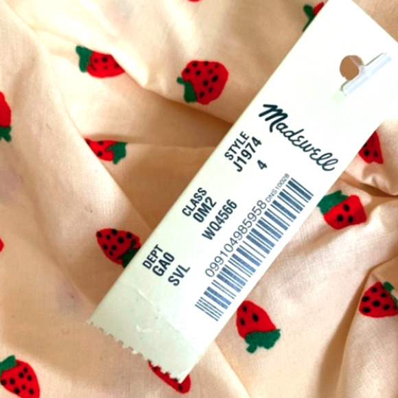 MADEWELL Cami‎ Top Baby Doll Cut Out TIE Strawberry Print sz 4 NWT - Picture 5 of 6